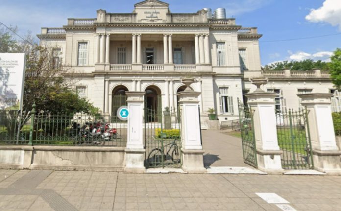 Un alumno fue demorado por llevar un cuchillo dentro de su mochila a una escuela en Entre Ríos