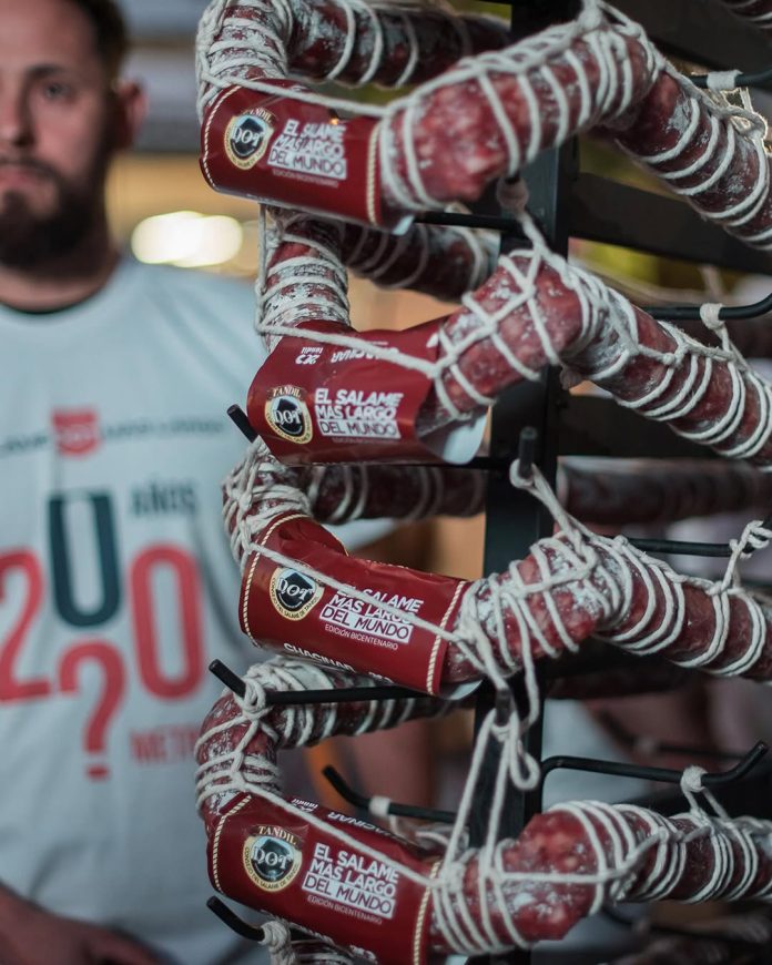Una localidad bonaerense buscará tener el salame más largo del mundo y recuperar el récord