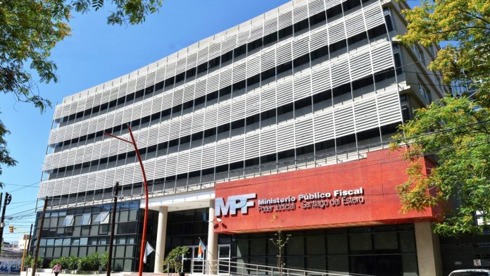 Detuvieron a un joven de 18 de años por captar menores para producir material porno y venderlo en la dark web