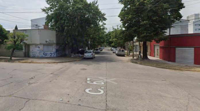 Maniataron a una mujer y a su sobrino de 4 años para robarles en La Plata