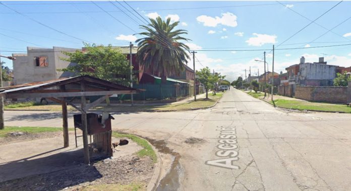 Un hombre volvía de trabajar y lo mataron a pocas cuadras de su casa para robarle la moto en Laferrere