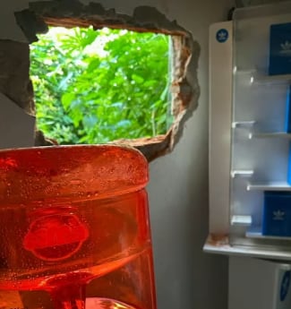 Detuvieron a un ex gendarme por un robo boquetero en una relojería de Lomas de Zamora