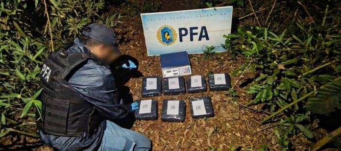 Incautaron más de 10 kilos de marihuana tras una persecución en Misiones