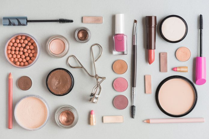 La ANMAT prohibió la venta de una serie de maquillajes para niños