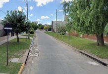 Robaron a otro jubilado en La Plata: los delincuentes lo interceptaron cuando entraba a su casa