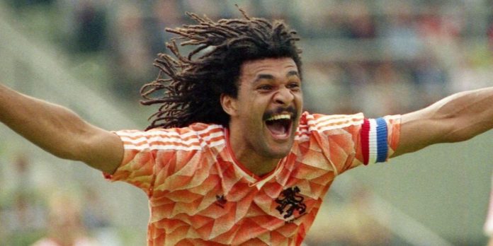 Ruud Gullit y la historia de su rechazo a un gigante de Europa que terminó definiendo su carrera: “Era demasiado pronto”