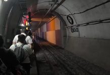 Un desperfecto en el subte obligó a los pasajeros a evacuar caminando por los andenes